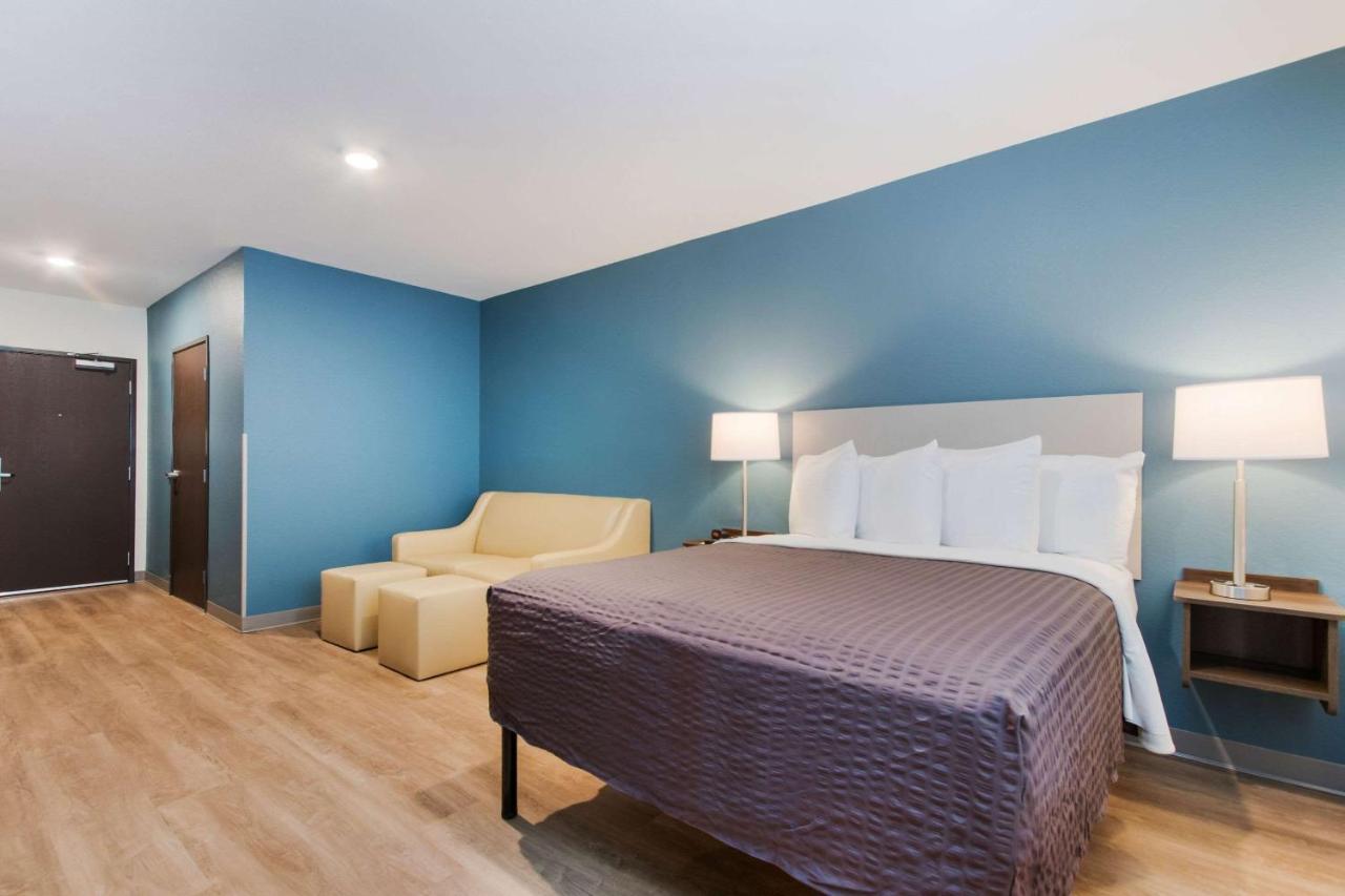 Woodspring Suites Tamarac Exterior photo